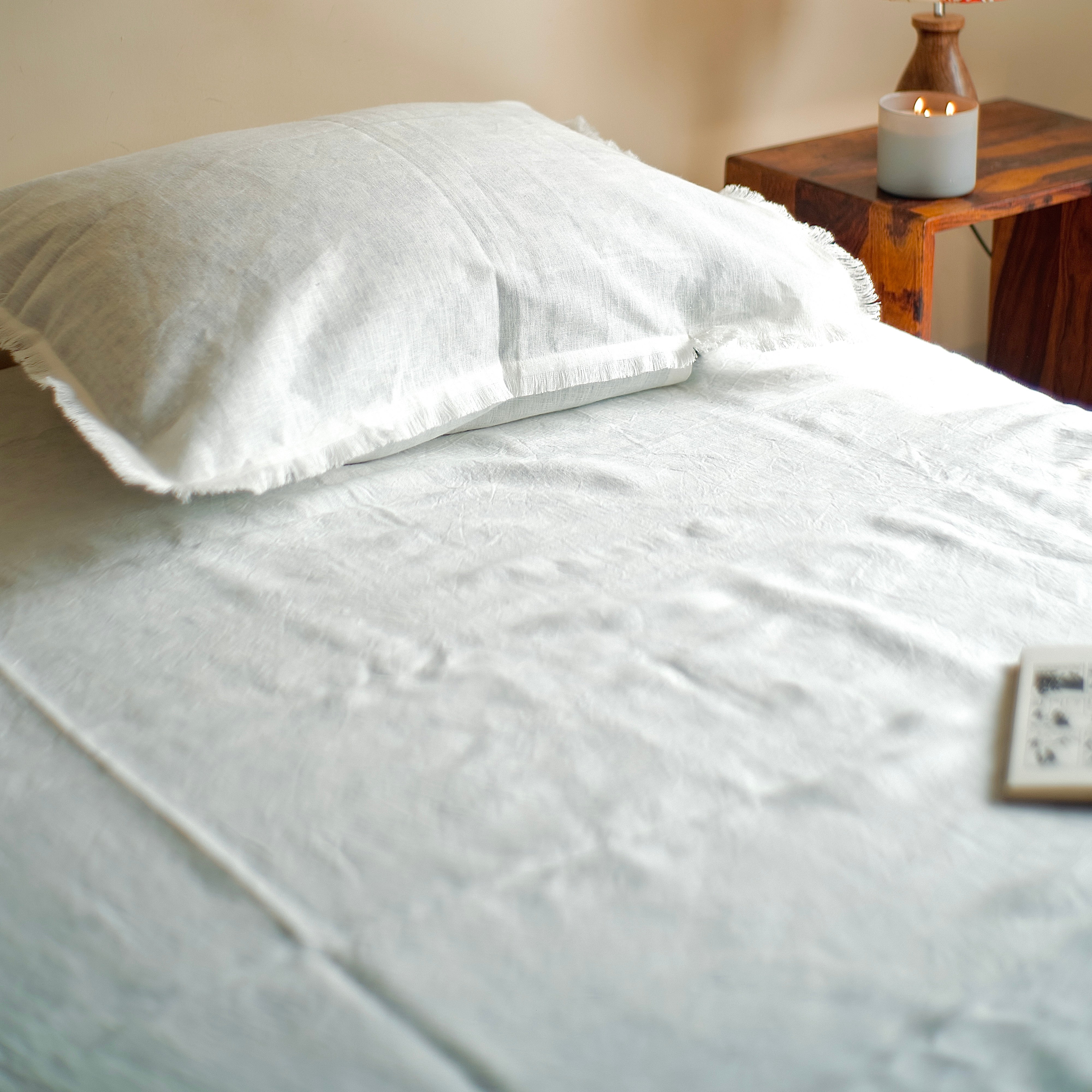 Sukham Bed sheet - natural linen off white